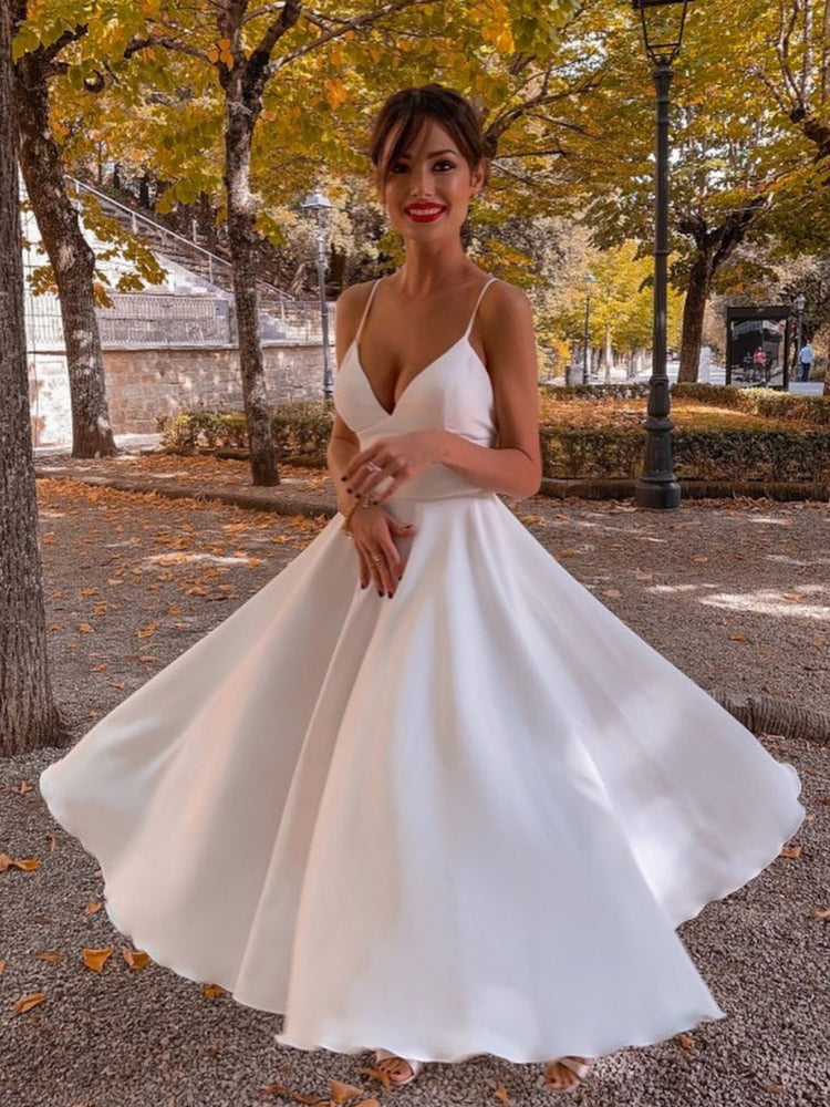 
                  
                    Simple V Neck White Prom Dress, Tea Length Saint Formal Wedding Party Dress
                  
                