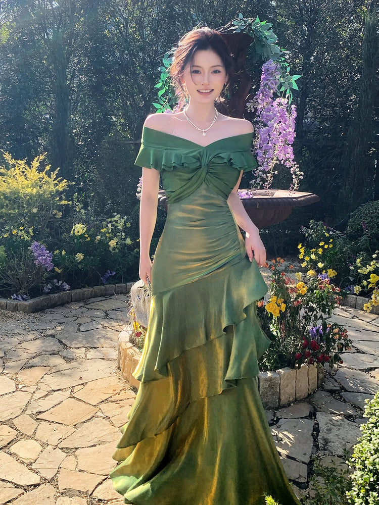 green silk mermaid dress Gorgeous Trumpet Hunter Green Long Formal Dress Green / 00