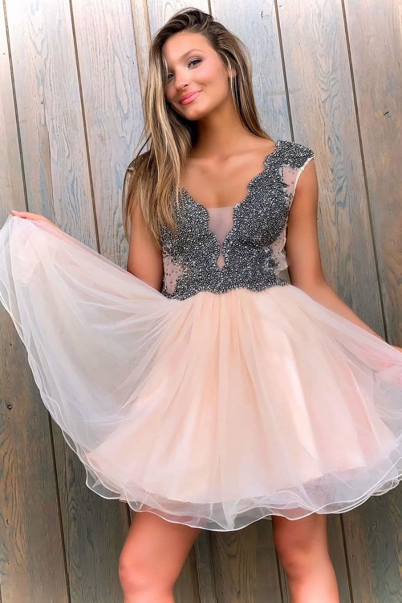
                  
                    Cute v neck tulle beads short prom dress tulle homecoming dress
                  
                