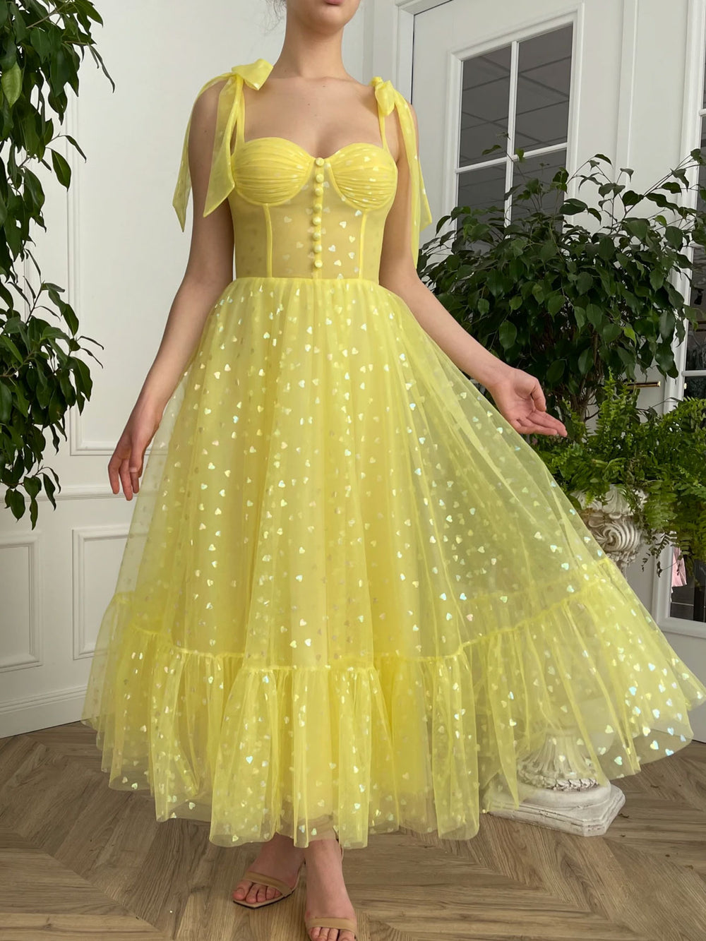 Yellow sweetheart neck tulle short prom dress, yellow evening dress shdress Yellow sweetheart neck tulle short prom dress, yellow evening dress shdress